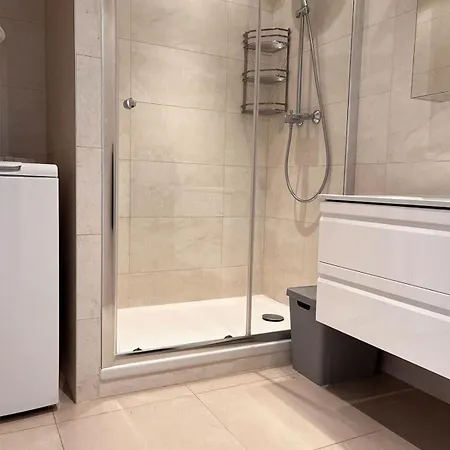 Charming Two Bedroom With Balcony In Antibes